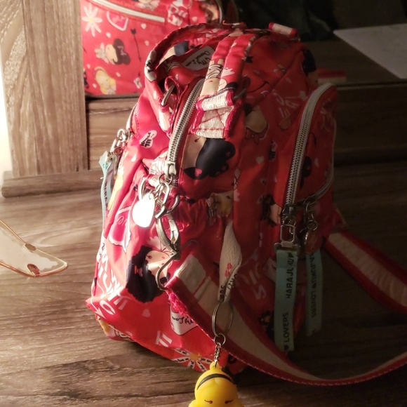 Handbag - Picture 3 of 5